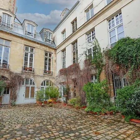 Loft Place Des Vosges Lägenhet