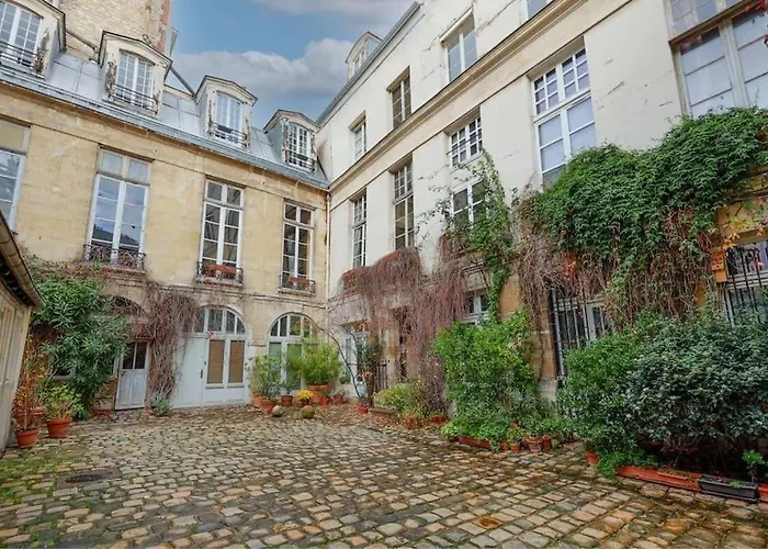 Loft Place Des Vosges Lägenhet